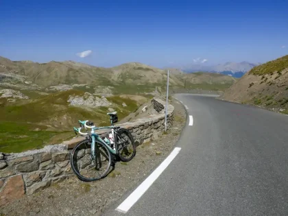 bicyklom a Col de la Bonette