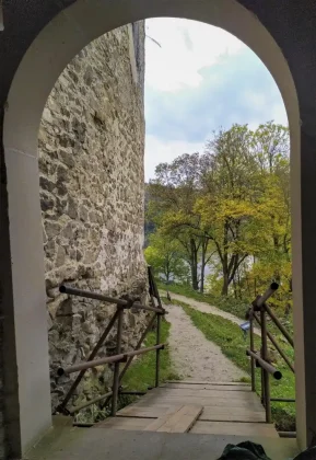 Považský hrad vstupná brána