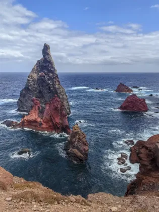 Pico das Pedras Brancas