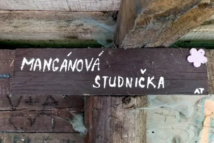 Mangánová studnička