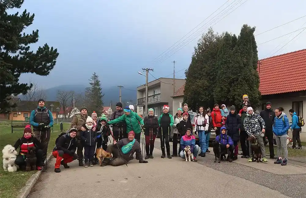 Vápenná turistické trasy, Zimný výstup na Vápennú